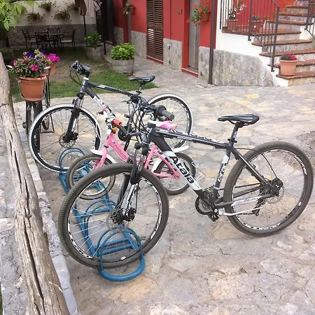 Casa Della Nonna B&B 모르마노